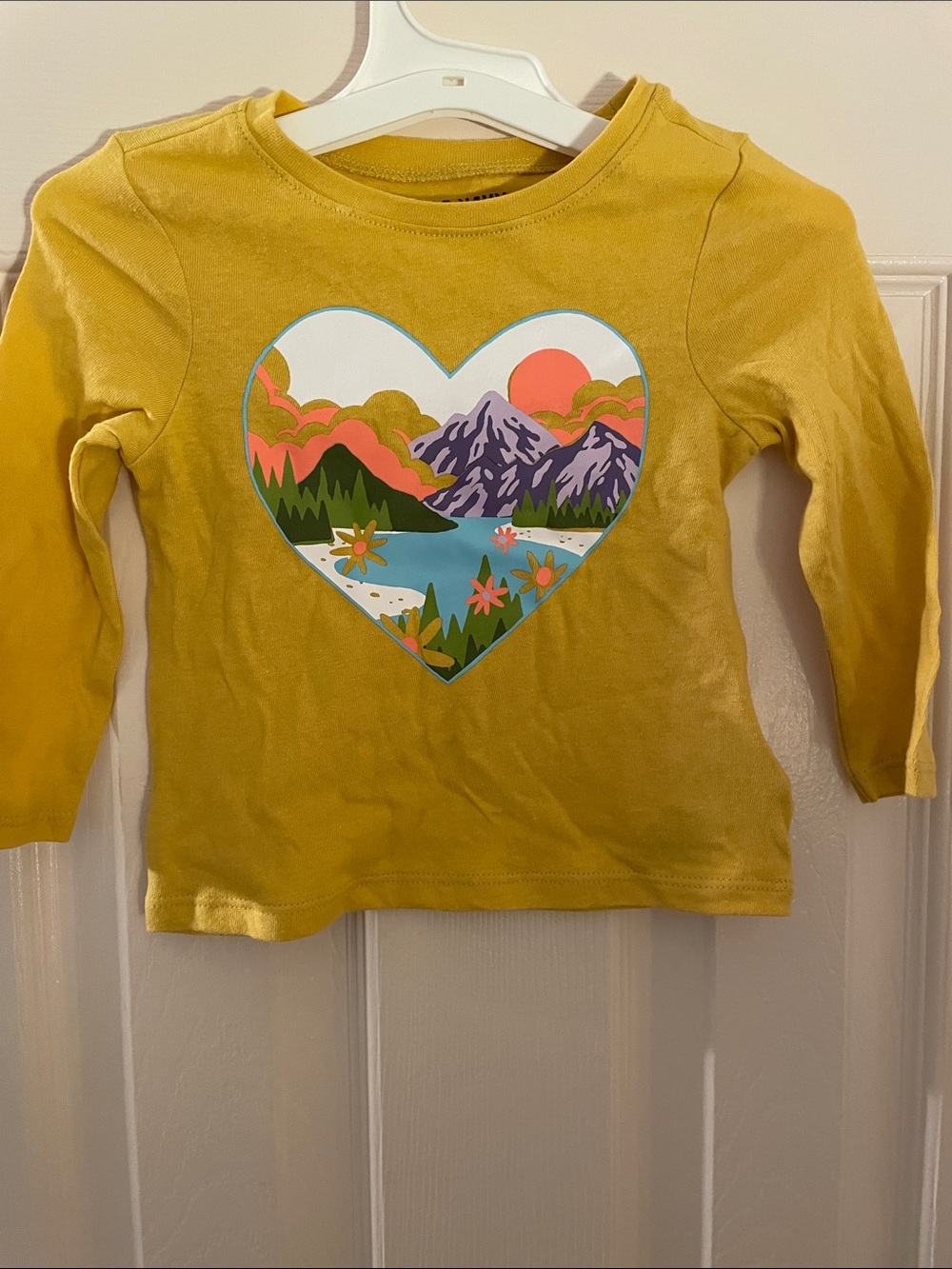 Long-Sleeve Heart Graphic Top - Mustard Yellow Nwt 12/18mon Old Navy
